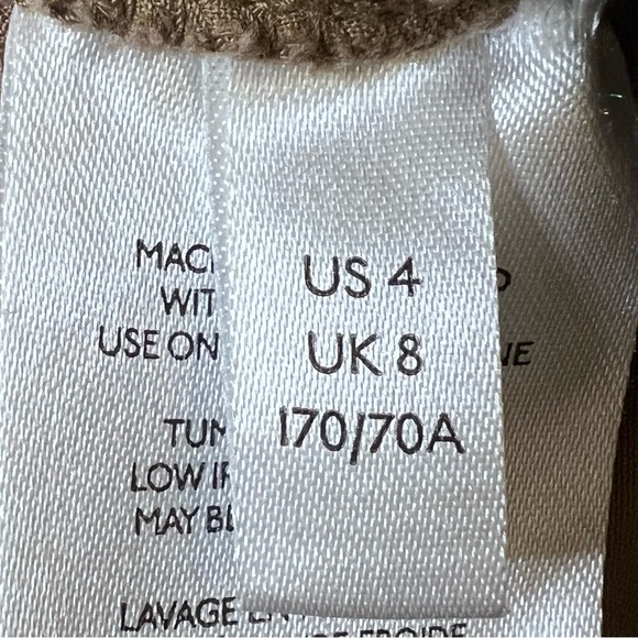 Anthropologie High Rise Pants With Paper Bag Waist & Embroidered Pockets Size 4 - Picture 10 of 13